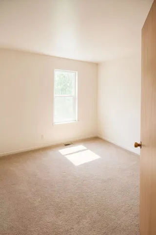 $245,000 | 1126 Village Center Parkway, Unit 6, Aurora, IL 60506