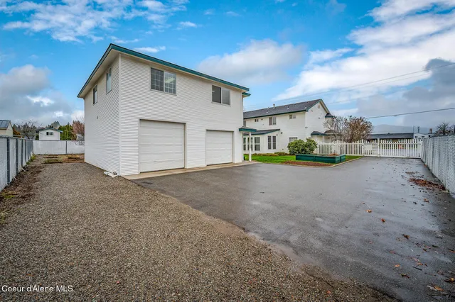 $1,100,000 | 3683 East Mullan Avenue, Post Falls, ID 83854