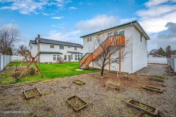 $1,100,000 | 3683 East Mullan Avenue, Post Falls, ID 83854