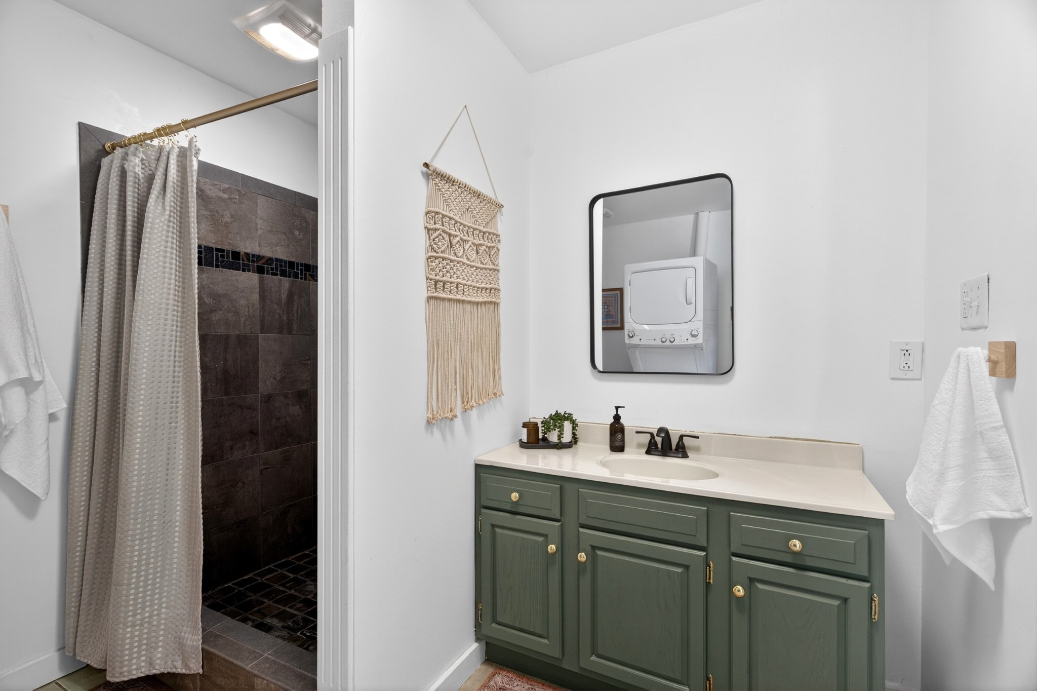 186 Baxter Road Murfreesboro, TN 37130 - Photo 22 of 39 a bathroom with a double vanity sink and mirror