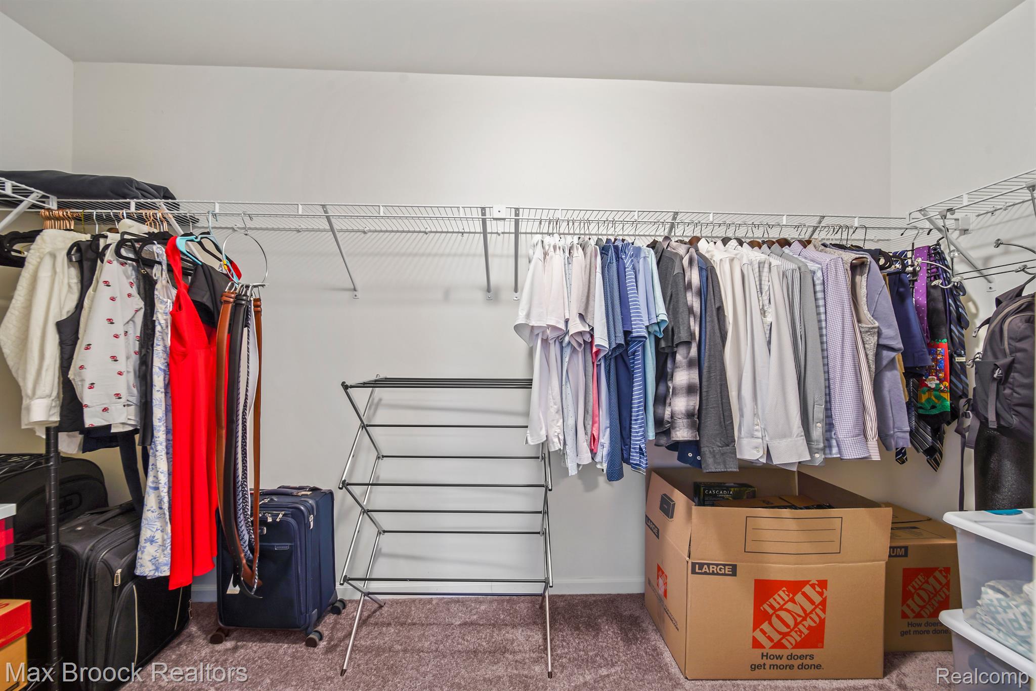2500 Normandy Road, Unit 27 Royal Oak, MI 48073 - Photo 23 of 37 Huge Walk-in Closet