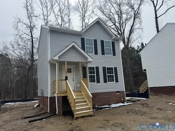 $295,000 | 322 Ogden Street, West Point, VA 23181