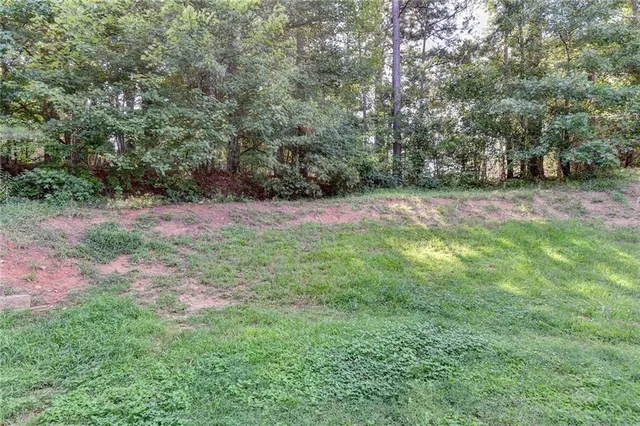 $425,000 | 860 Southland Pass, Stone Mountain, GA 30087