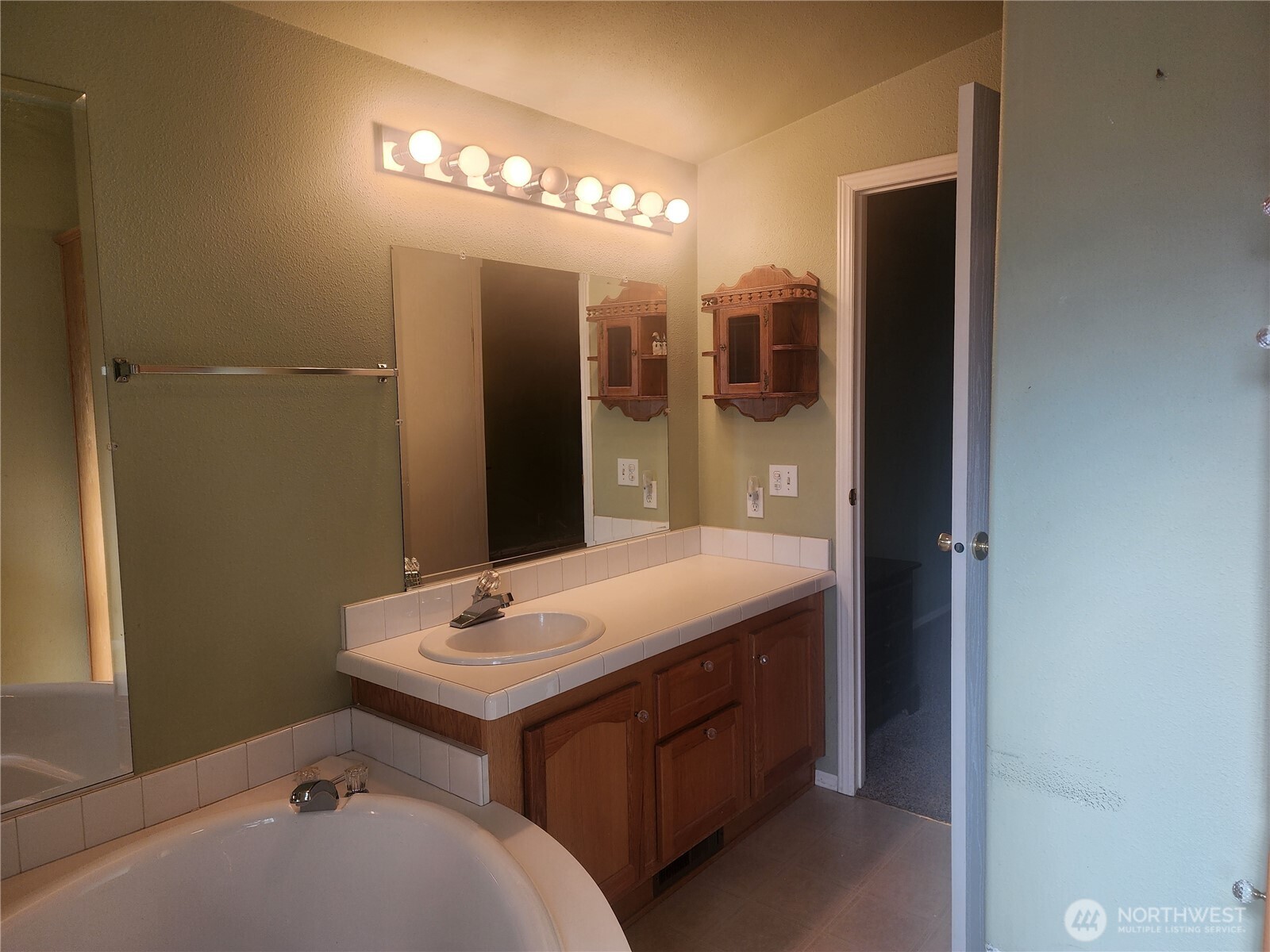 1101 South Scheuber Road, Unit 7 Centralia, WA 98531 - Photo 12 of 18