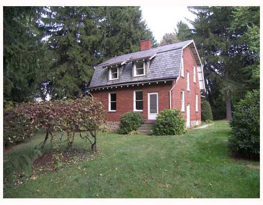 473 Saxman Road Latrobe, PA 15650 - Photo 3 of 8 Exterior Back.