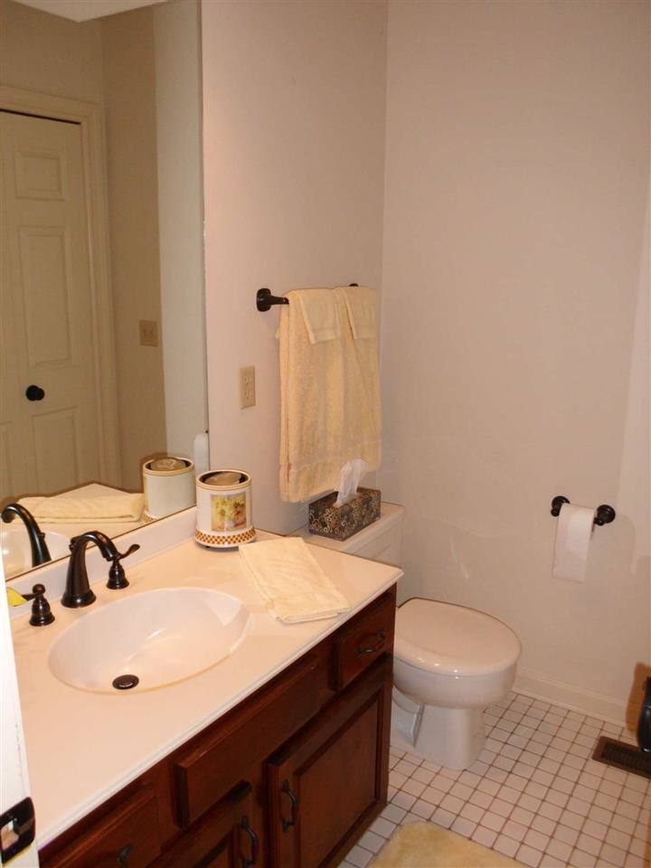 1343 Timberlake Road Evansville, IN 47710 - Photo 9 of 22 Gallery Image 9