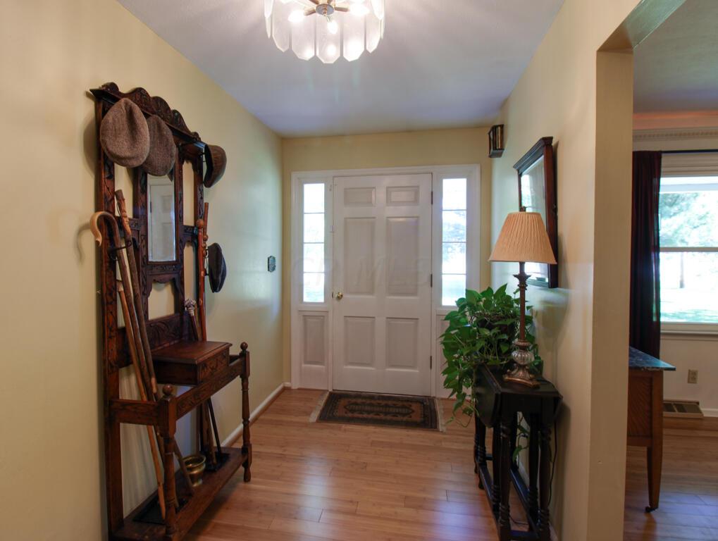 1149 Evergreen Road Marion, OH 43302 - Photo 4 of 54 IMG_9666HDR1149