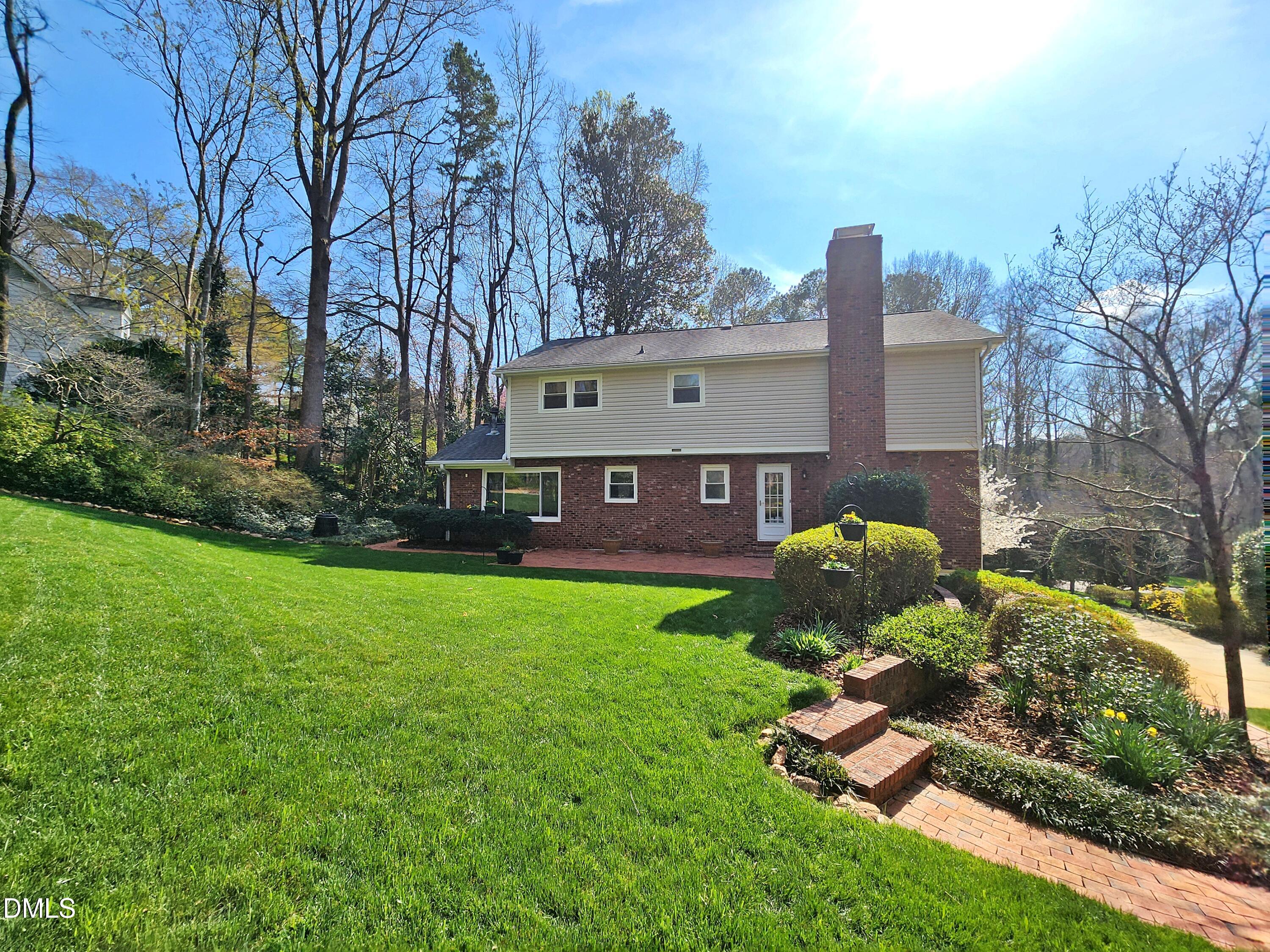 4704 Oak Park Road Raleigh, NC 27612 - Photo 7 of 62 20260311_145540