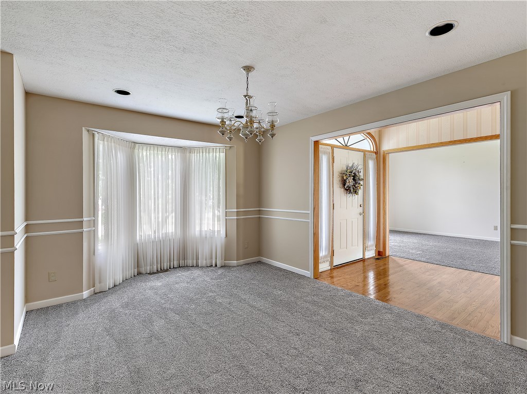 6183 Rockside Circle Northwest Canton, OH 44718 - Photo 3 of 33 Gallery Image 3