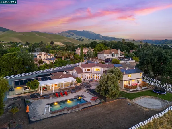 $3,500,000 | 2050 Shell Ridge Trail, Walnut Creek, CA 94598