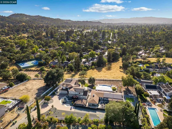 $3,500,000 | 2050 Shell Ridge Trail, Walnut Creek, CA 94598