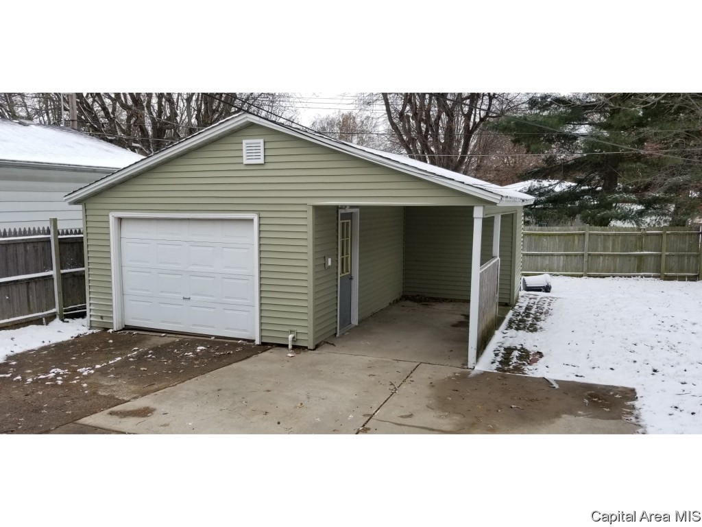 53 Adloff Lane Springfield, IL 62703 - Photo 10 of 29