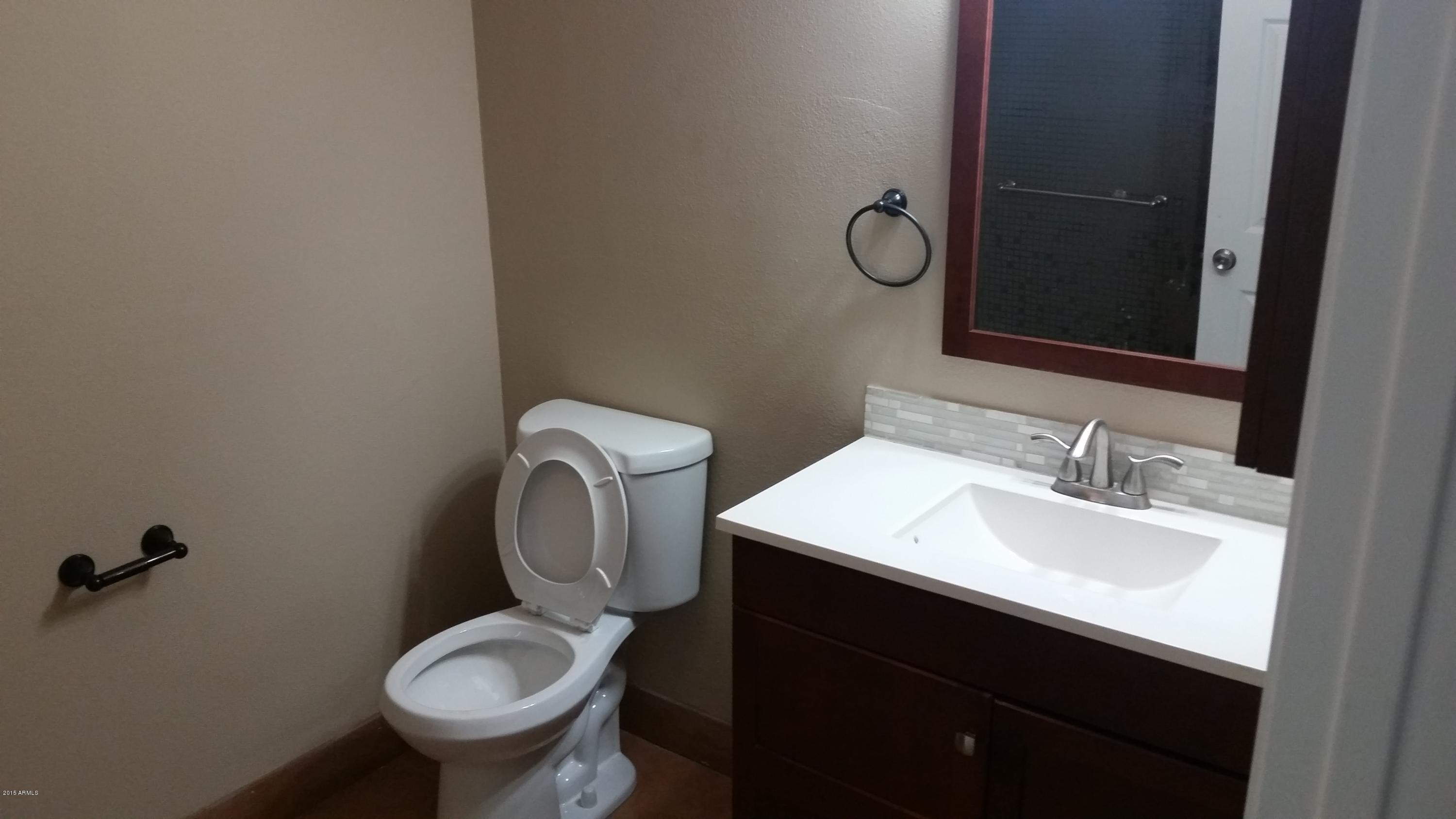 143 West Piedmont Road Phoenix, AZ 85041 - Photo 18 of 30 Bathroom 3a