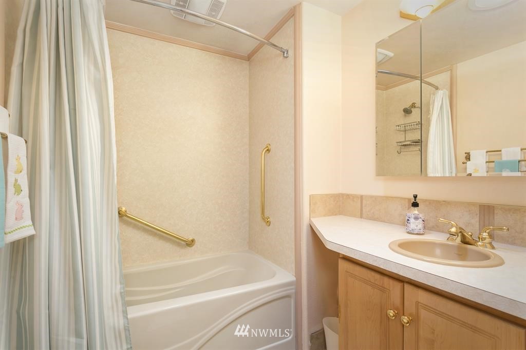 11220 Olympic View Road Northwest Silverdale, WA 98383 - Photo 16 of 25 Gallery Image 16
