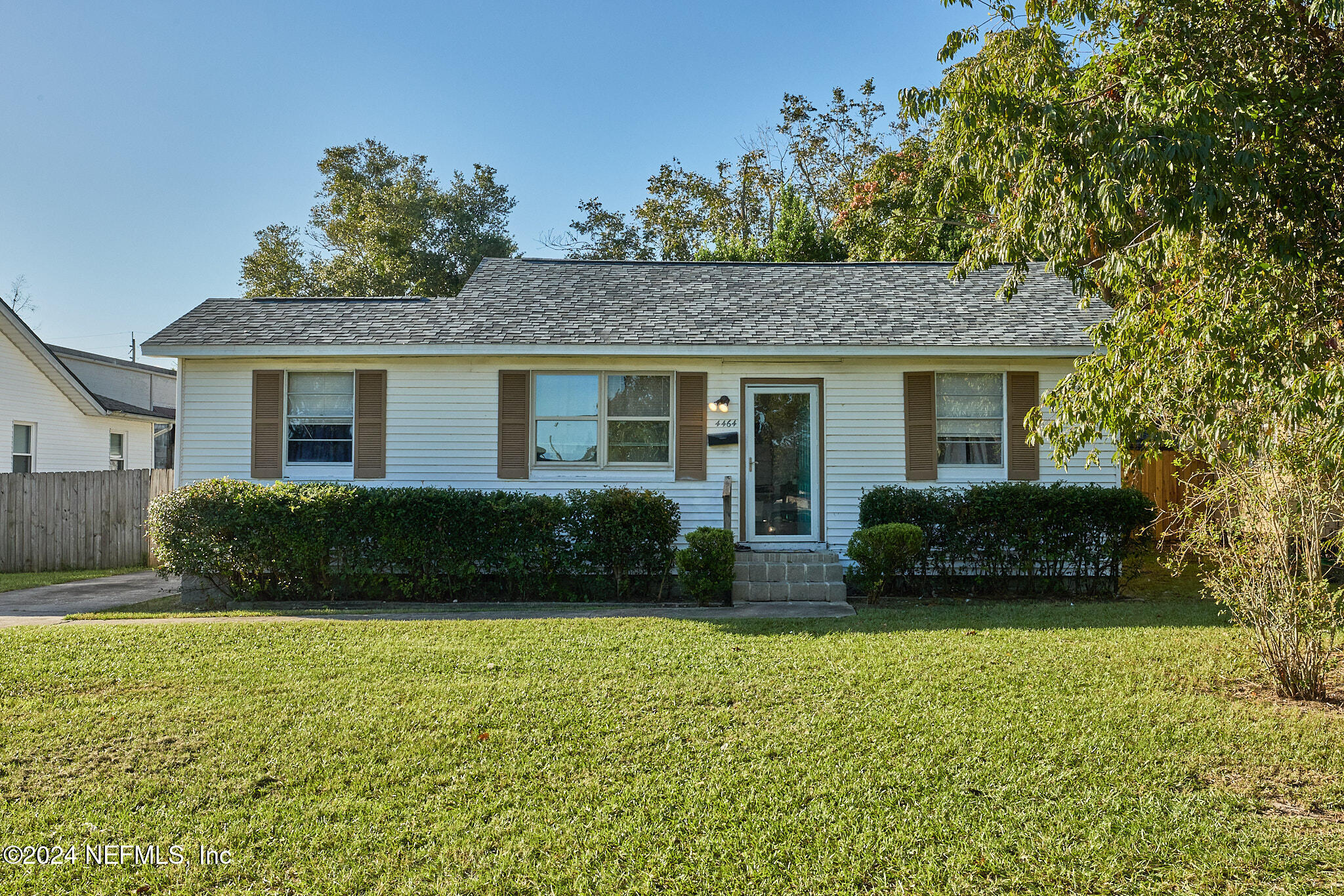 4464 Manchester Road Jacksonville, FL 32210 - Photo 3 of 27 Manchester 5