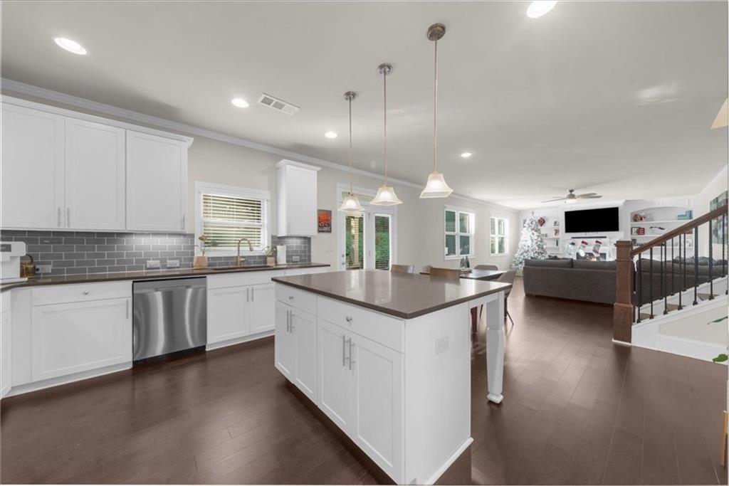 7580 Bromyard Terrace Cumming, GA 30040 - Photo 13 of 58