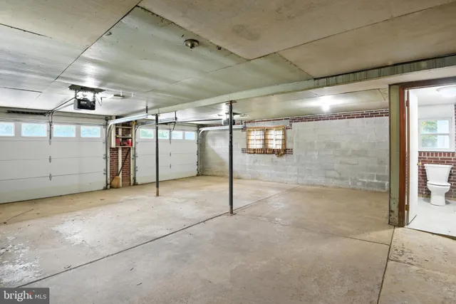 a view of empty room