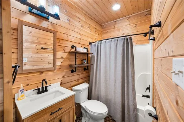 $875,000 | 54 Indian Creek Road, Woodworth, LA 71485