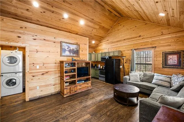 $875,000 | 54 Indian Creek Road, Woodworth, LA 71485