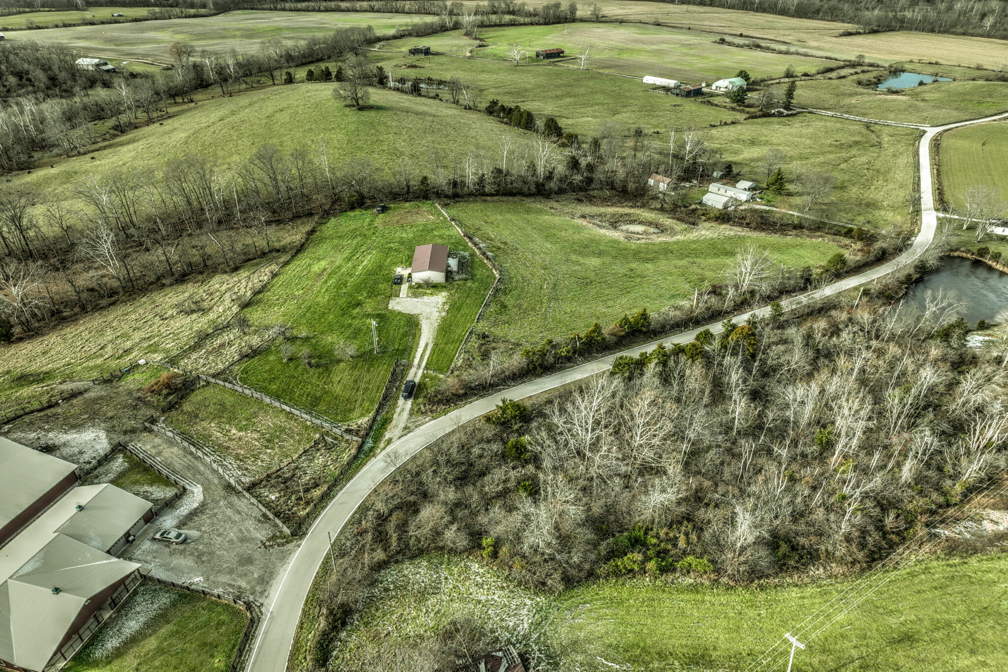 385 Mosby Creek Road Sparta, KY 41086 - Photo 3 of 39