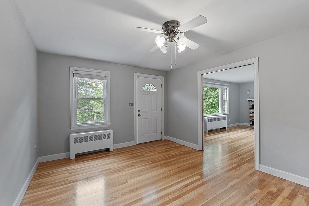 116 Worcester Road Sterling, MA 01564 - Photo 12 of 34 Gallery Image 12