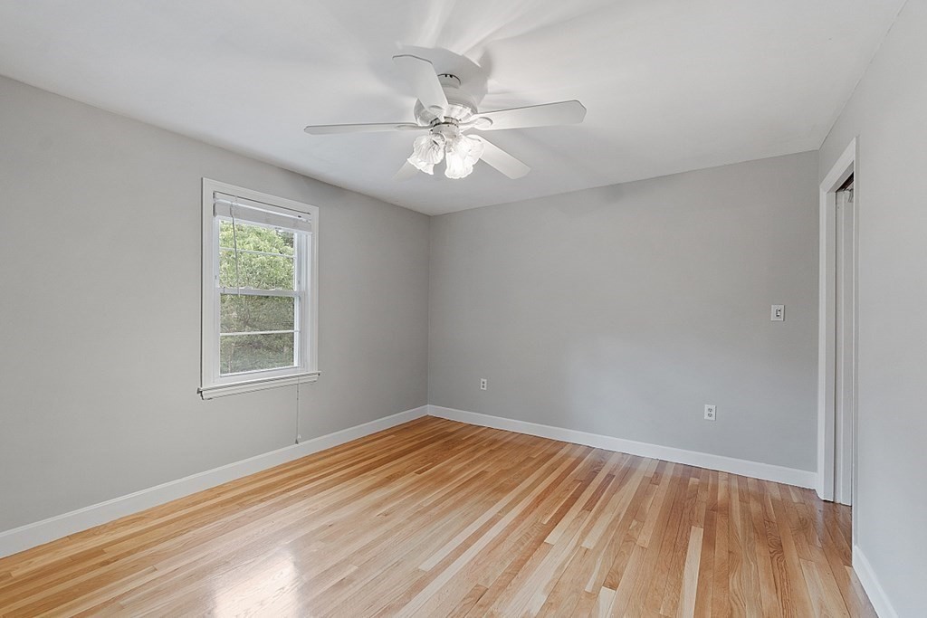 116 Worcester Road Sterling, MA 01564 - Photo 15 of 34 Gallery Image 15