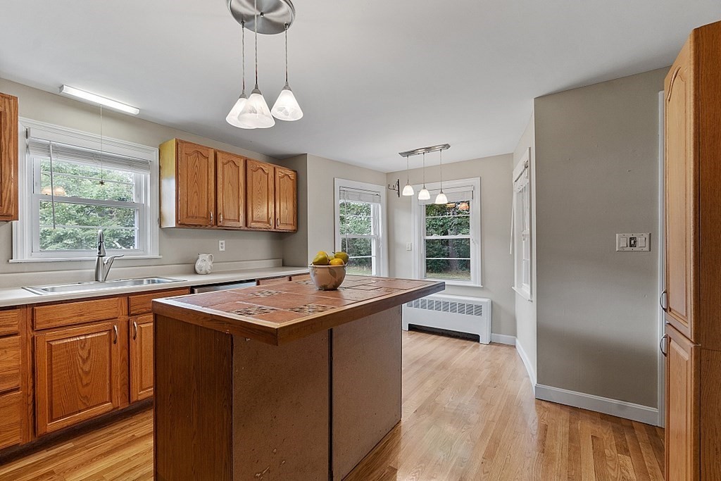 116 Worcester Road Sterling, MA 01564 - Photo 4 of 34 Gallery Image 4