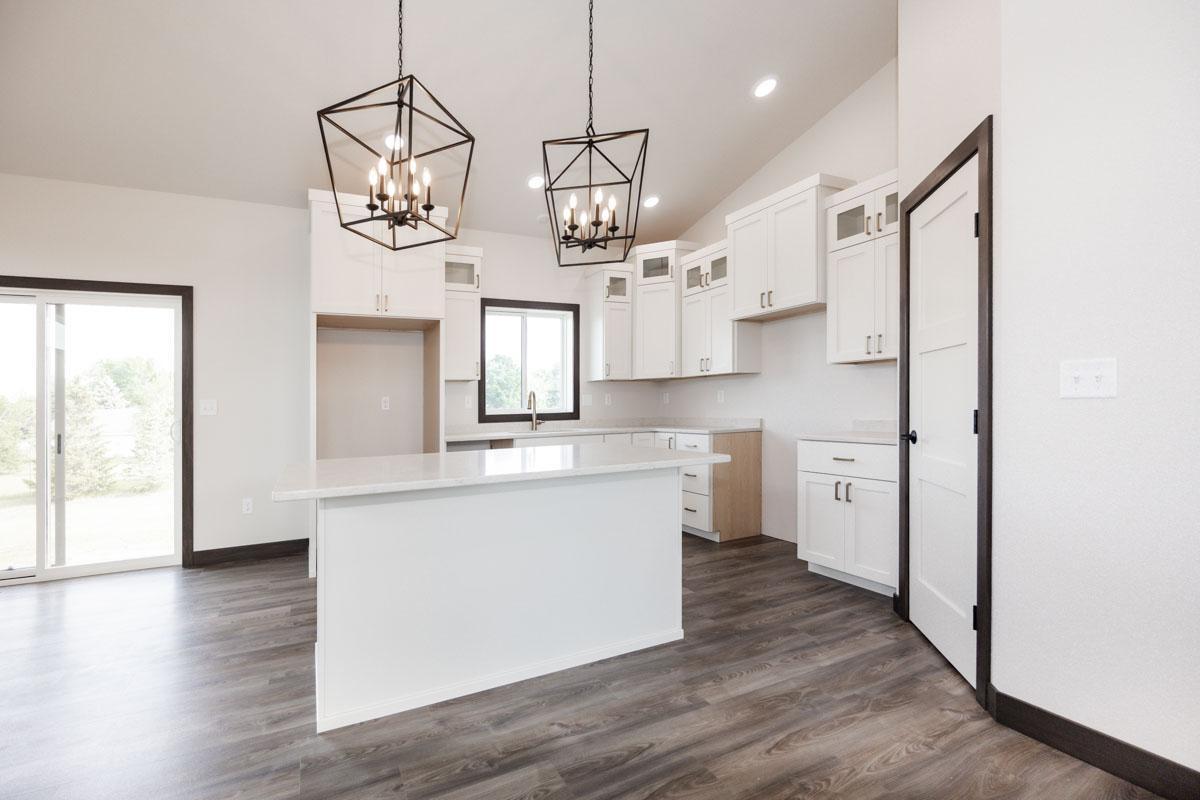 656 Lake Forest Circle Detroit Lakes, MN 56501 - Photo 12 of 79