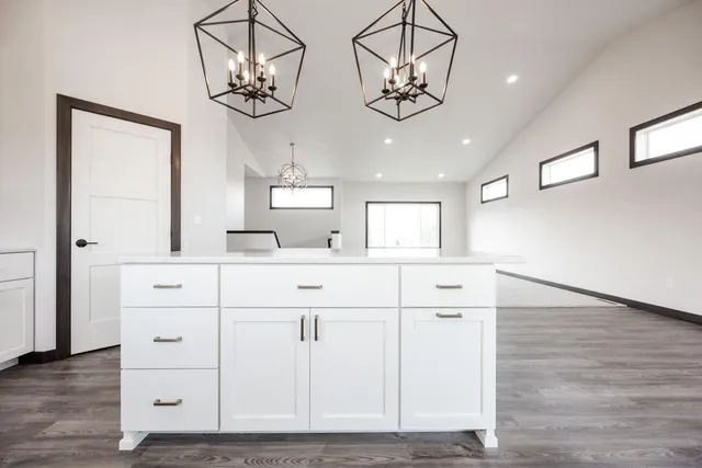 $613,000 | 656 Lake Forest Circle, Detroit Lakes, MN 56501