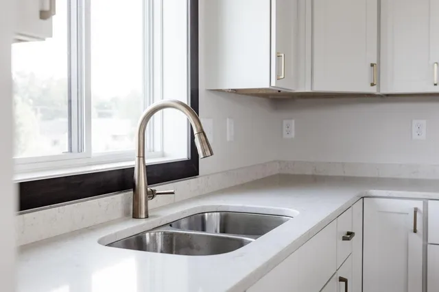 $613,000 | 656 Lake Forest Circle, Detroit Lakes, MN 56501