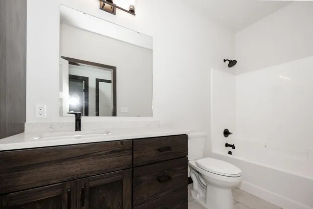 $613,000 | 656 Lake Forest Circle, Detroit Lakes, MN 56501