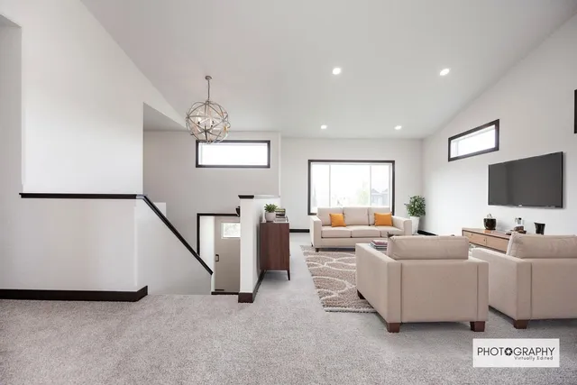 $613,000 | 656 Lake Forest Circle, Detroit Lakes, MN 56501