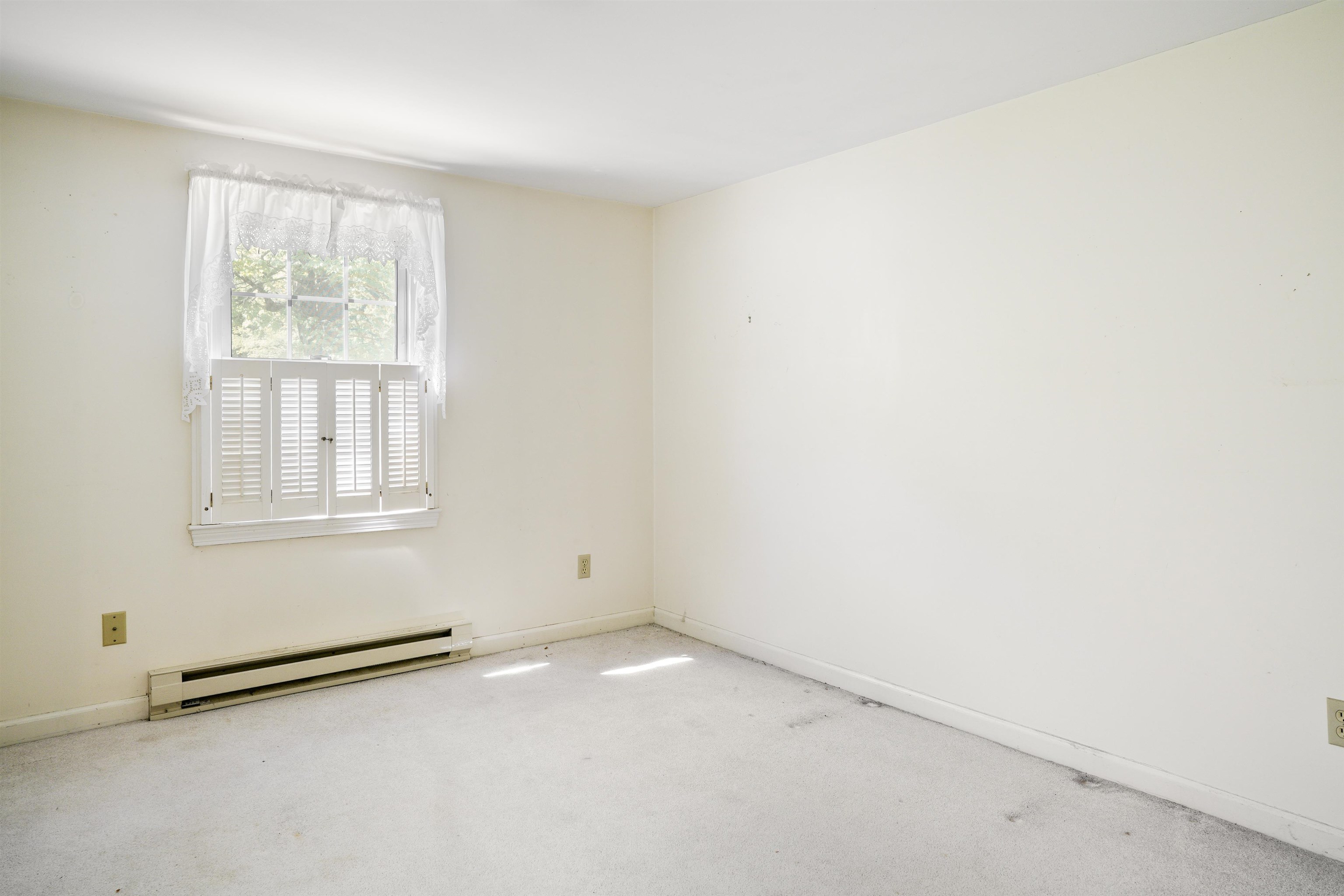 189 East Washington Road Hillsborough, NH 03244 - Photo 30 of 55
