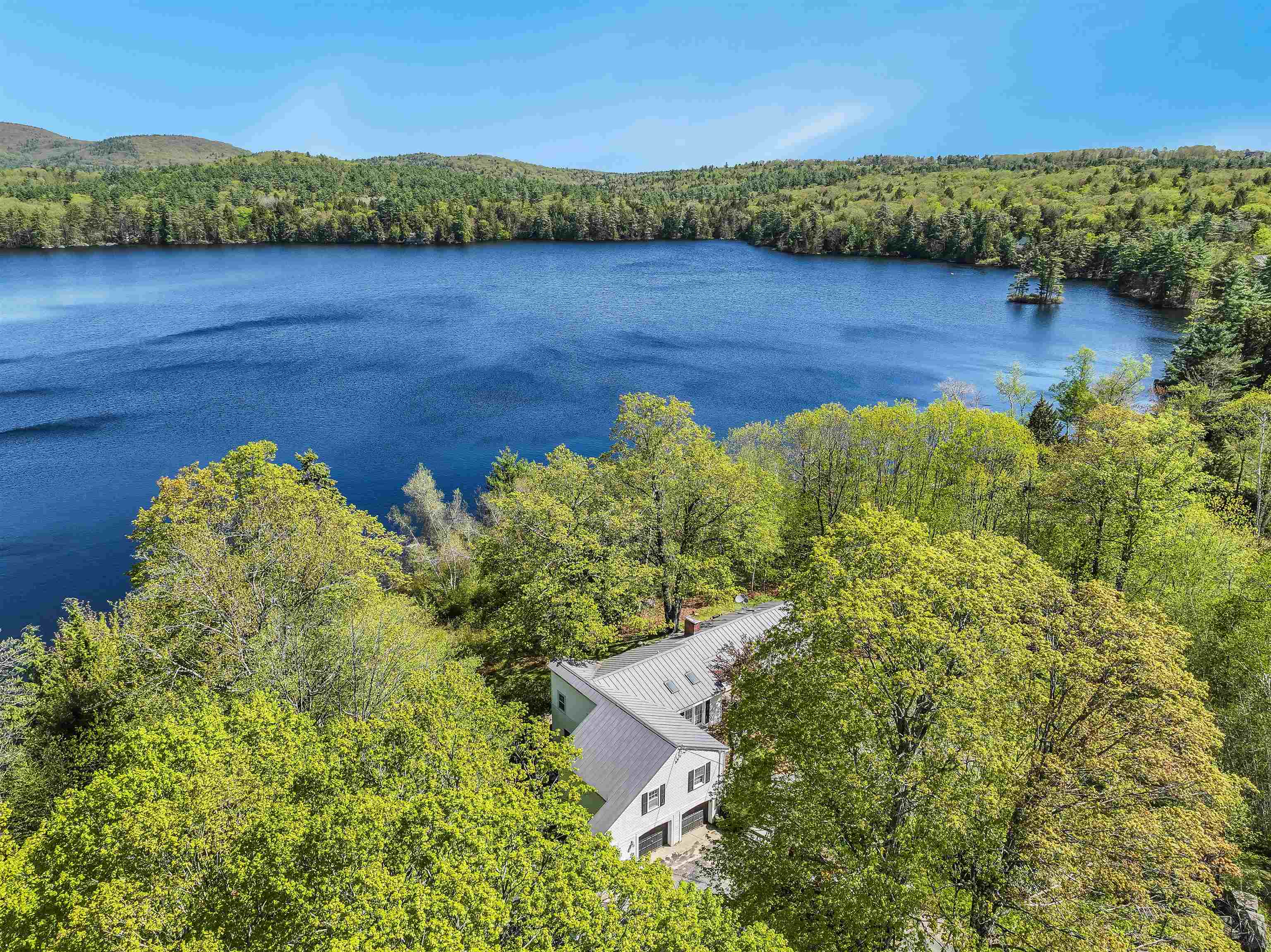 189 East Washington Road Hillsborough, NH 03244 - Photo 6 of 55