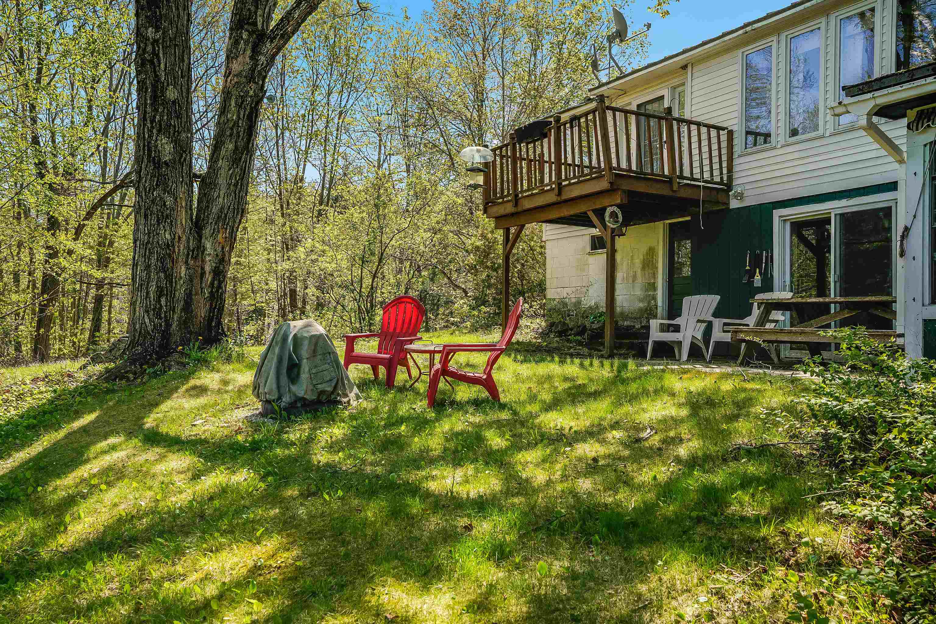 189 East Washington Road Hillsborough, NH 03244 - Photo 10 of 55