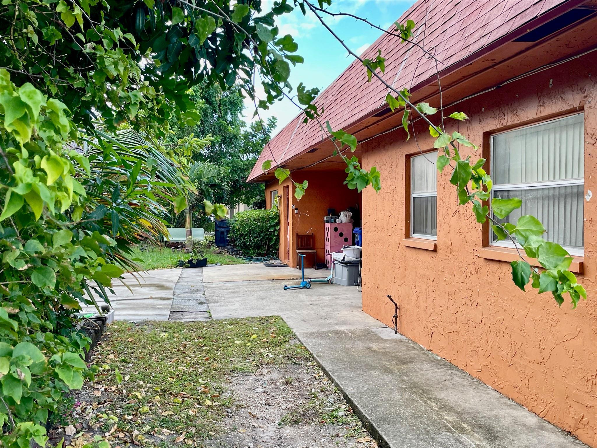 7910 Southwest 10th Street Pompano Beach, FL 33068 - Photo 3 of 4 Photo 3