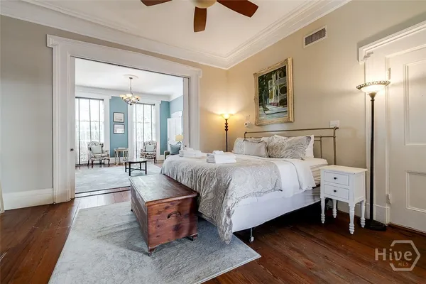 $2,250,000 | 28 East Taylor Street, Savannah, GA 31401