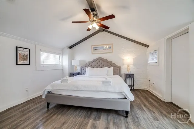 $2,250,000 | 28 East Taylor Street, Savannah, GA 31401