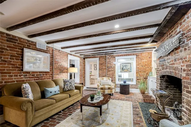 $2,250,000 | 28 East Taylor Street, Savannah, GA 31401