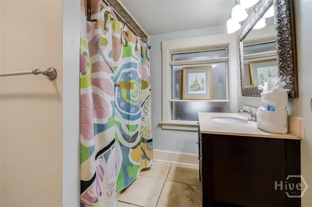 $2,250,000 | 28 East Taylor Street, Savannah, GA 31401