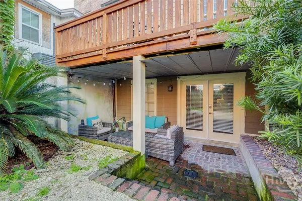 $2,250,000 | 28 East Taylor Street, Savannah, GA 31401