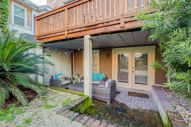 $2,250,000 | 28 East Taylor Street, Savannah, GA 31401