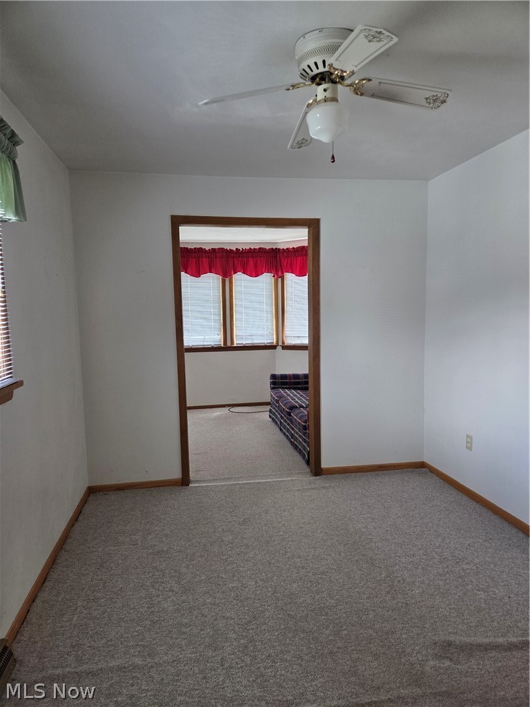 636 Lincoln Street Struthers, OH 44471 - Photo 18 of 26 Bedroom 2 with bonus area for dressing room, office, gaming