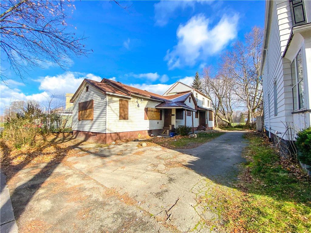 282 Parkway Rochester, NY 14608 - Photo 1 of 1 Gallery Image 1
