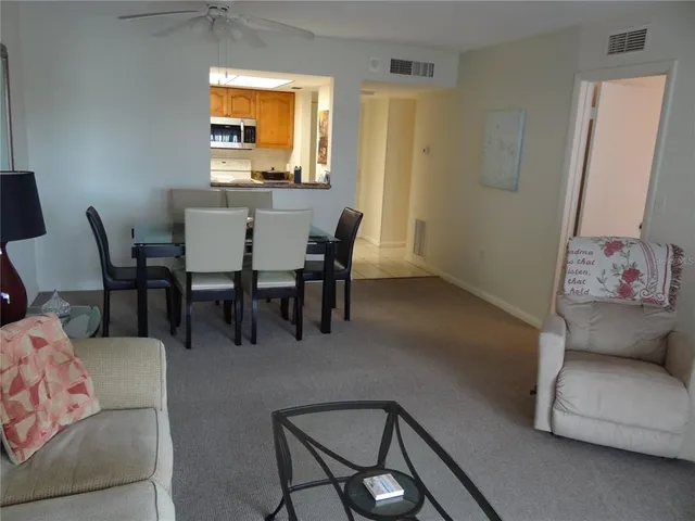 $1,750 | 4900 Brittany Drive South, Unit 305, St. Petersburg, FL 33715