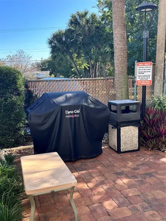 $190,000 | 2400 Northeast 10th Street, Unit 205, Pompano Beach, FL 33062