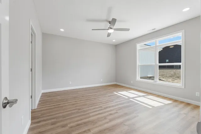 $489,900 | 20 Ln 520 Lake, Fremont, IN 46737