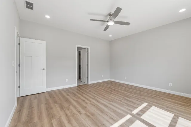 $489,900 | 20 Ln 520 Lake, Fremont, IN 46737