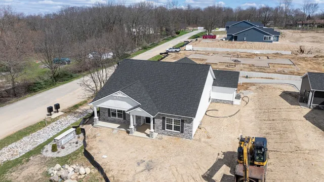 $489,900 | 20 Ln 520 Lake, Fremont, IN 46737