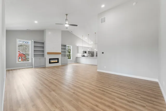 $489,900 | 20 Ln 520 Lake, Fremont, IN 46737